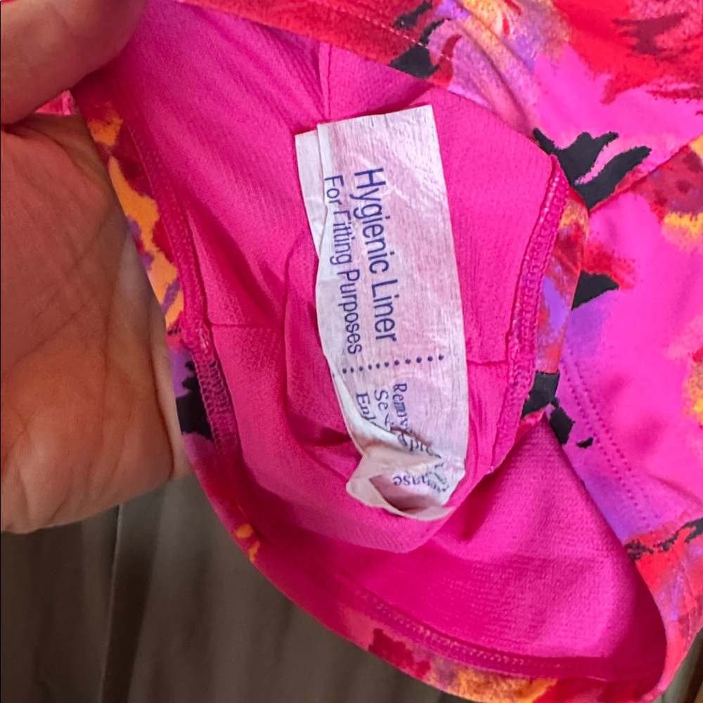 NWOT All in Motion Pink & Black Floral Swim Boyshorts Size Small UPF 50+ - Picture 4 of 7